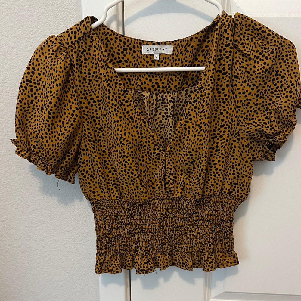 Crescent Women's Tan Puff Sleeve Blouse